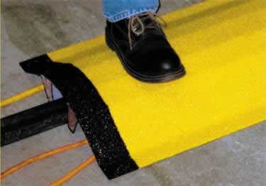 Fiberglass Cable&Pipe Covers - Low Weight Capacity