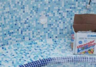 Mapei&reg; Ultracolor Plus FA&trade; Rapid-Setting Grout