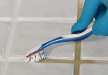 MAPEI&reg; Grout Refresh&trade; Colorant and Sealant