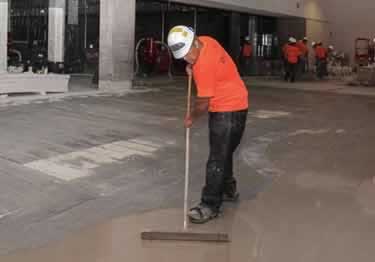 MAPEI&reg; Ultraplan&reg; 1 Plus - Self-Leveling Underlayment | Quick-Setting