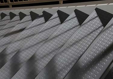 stair treads low profile disc