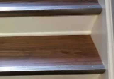 metal stair nosing