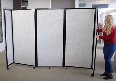Foldable room divider