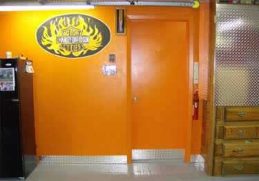 diamond plate wall base molding