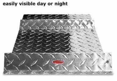 diamond plate parkingspot