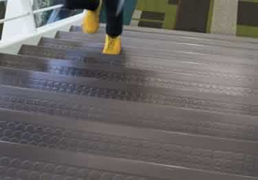 johnsonite stair treads roundel raised