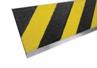 bold step stair tread