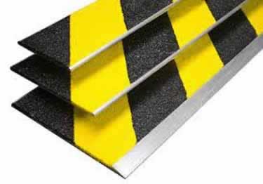 bold step stair tread