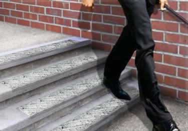 cast aluminum stair nosing