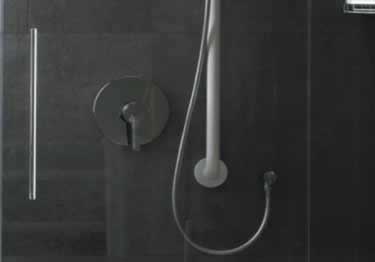 grab bars colored straight