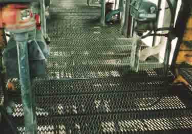 metal safety stair treads grip strut