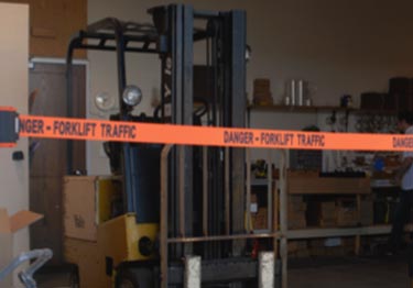 crowd barrier magnetic